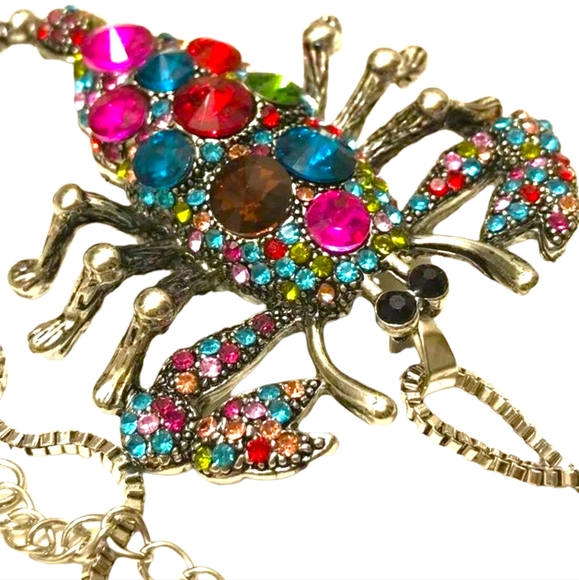 Silver plated multicolor crystal rainbow scorpion necklace/brooch - Picture 5 of 13